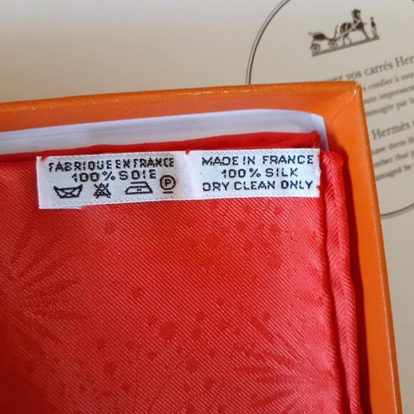 *FLASH SALE!* Hermes Scarf - Luna Park Carre 90 - With Authentic Box! - Picture 7 of 7